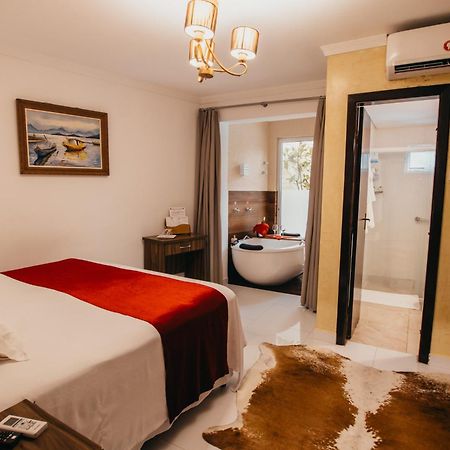 Hotel Cabana Suiça Guaratuba Quarto foto