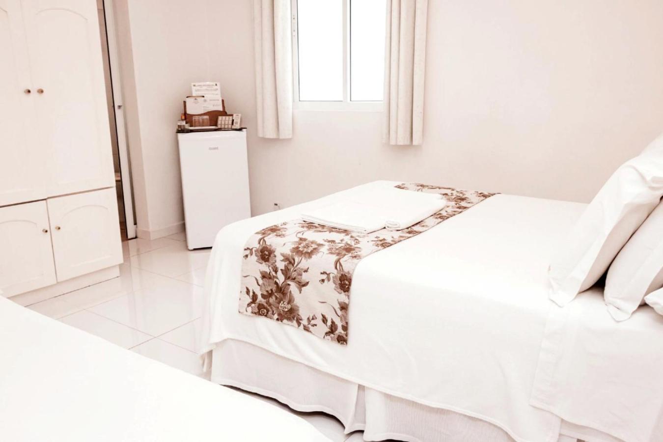 Hotel Cabana Suiça Guaratuba Quarto foto