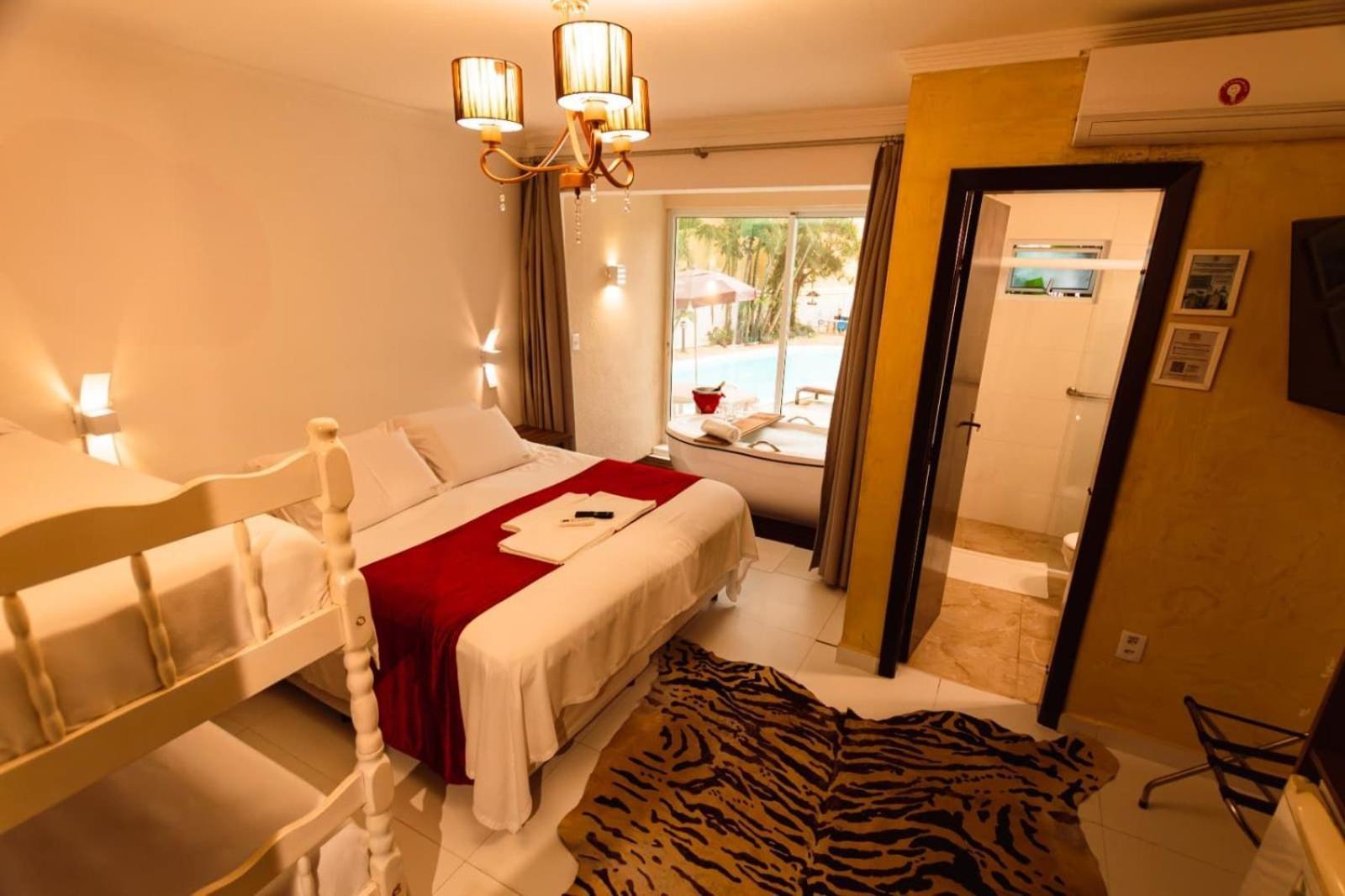 Hotel Cabana Suiça Guaratuba Quarto foto